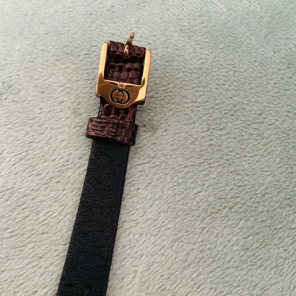 The CUTEST GUCCI watch model💖💖 - Picture 7 of 13